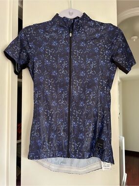 MACHINES FOR FREEDOM Short Sleeve Women's Cycling Jersey in Navy Blue Floral